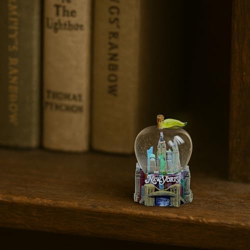 Mini New York City Snow Globe with Apple Leaf