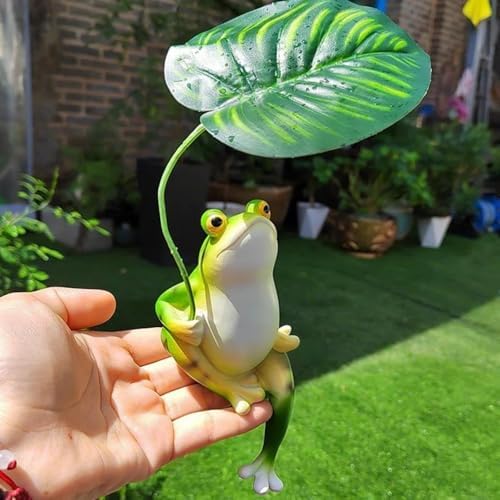 OwMell Green Frog Outdoor Statue with Umbrella